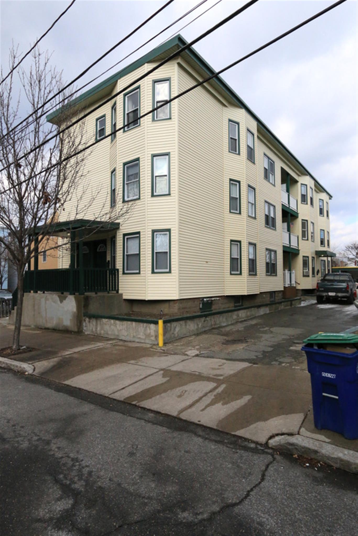 109 Perkins St, East Somerville