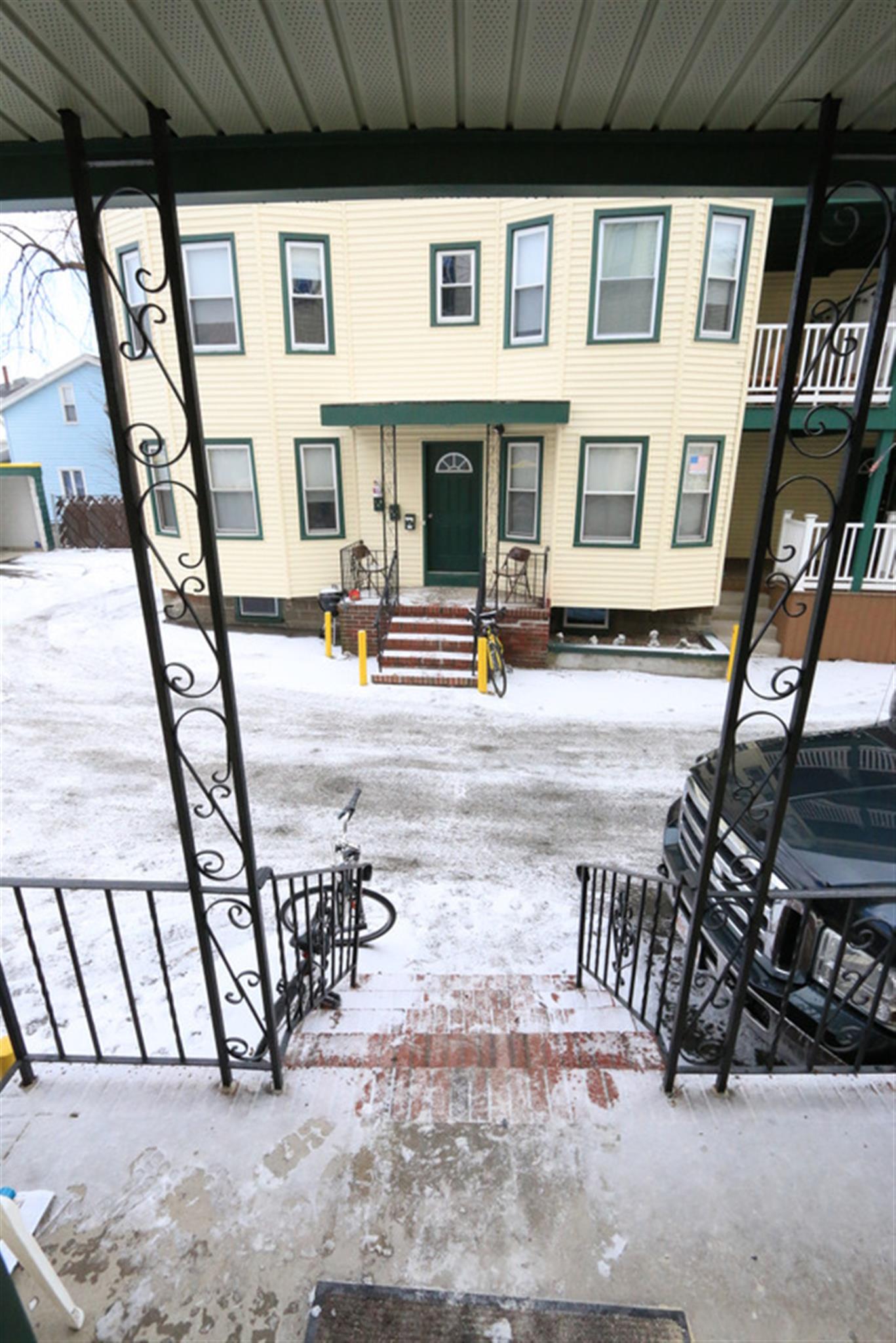 109 Perkins St, East Somerville