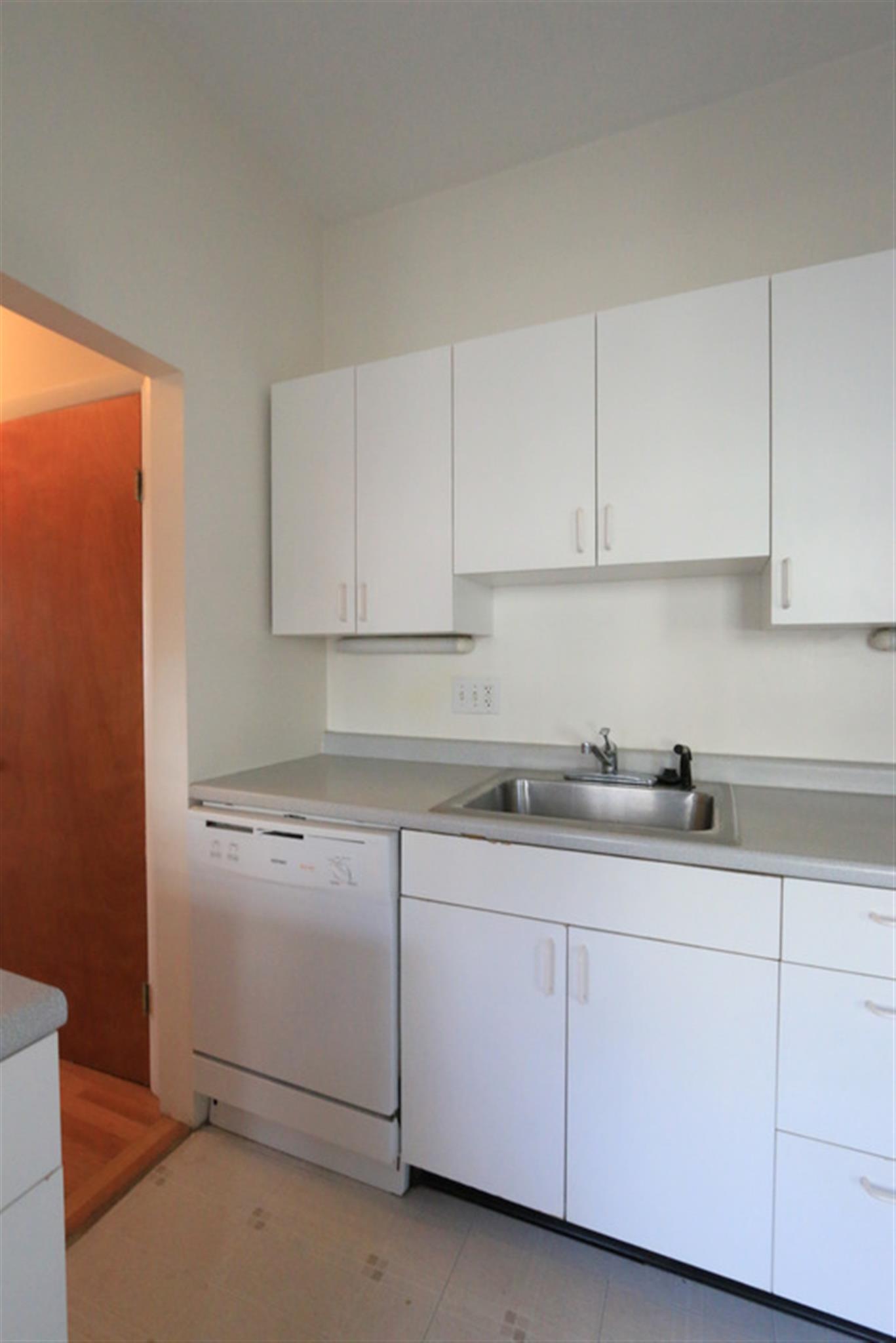 60 Sacramento St, Cambridgeport