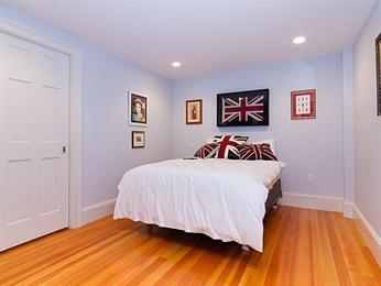 14 Chestnut St, Beacon Hill