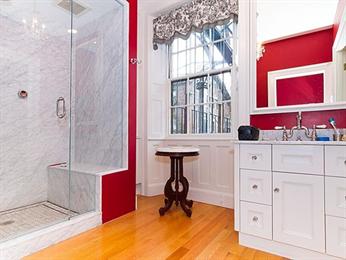 14 Chestnut St, Beacon Hill