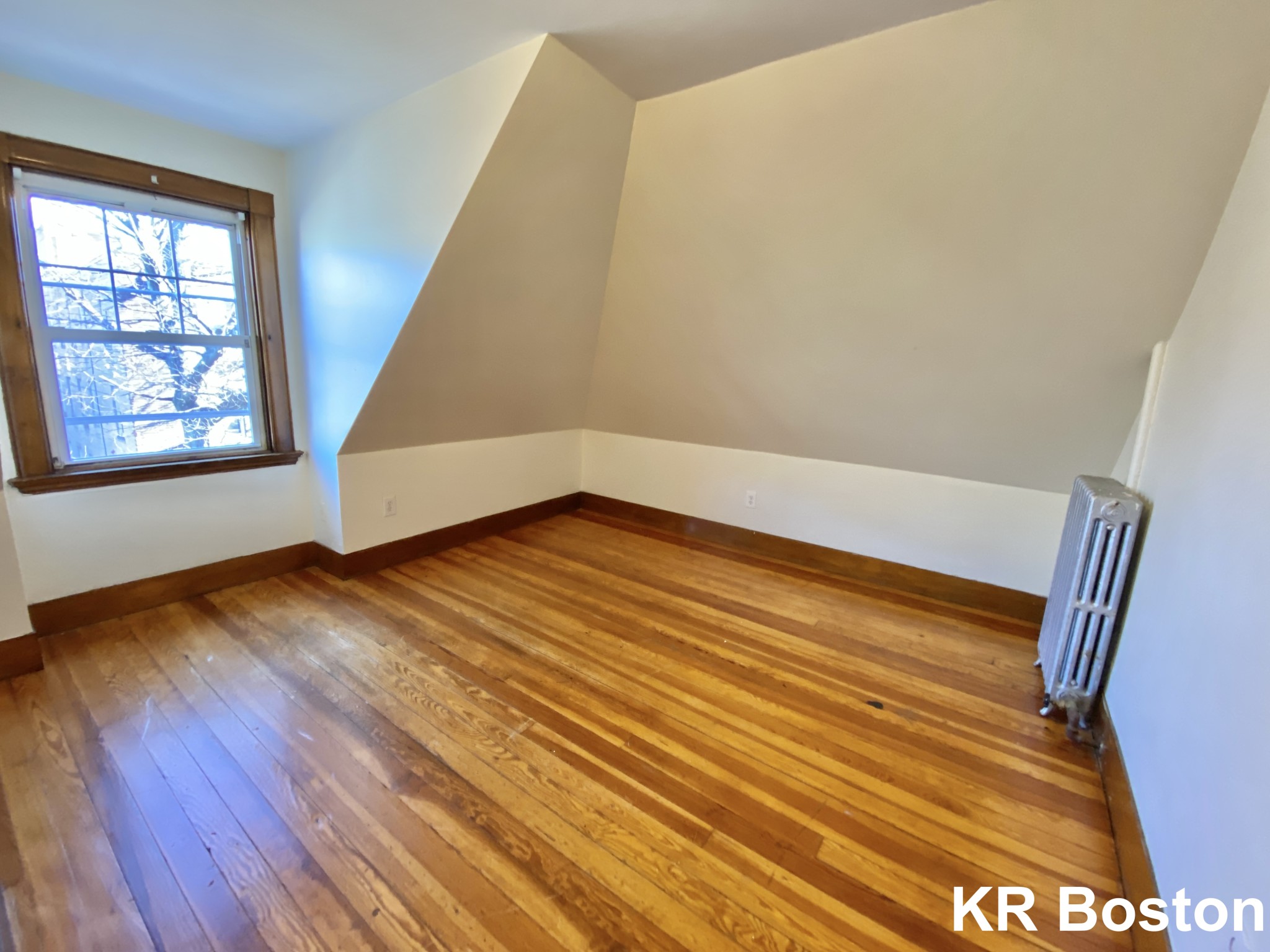 14 Gardner St, Allston