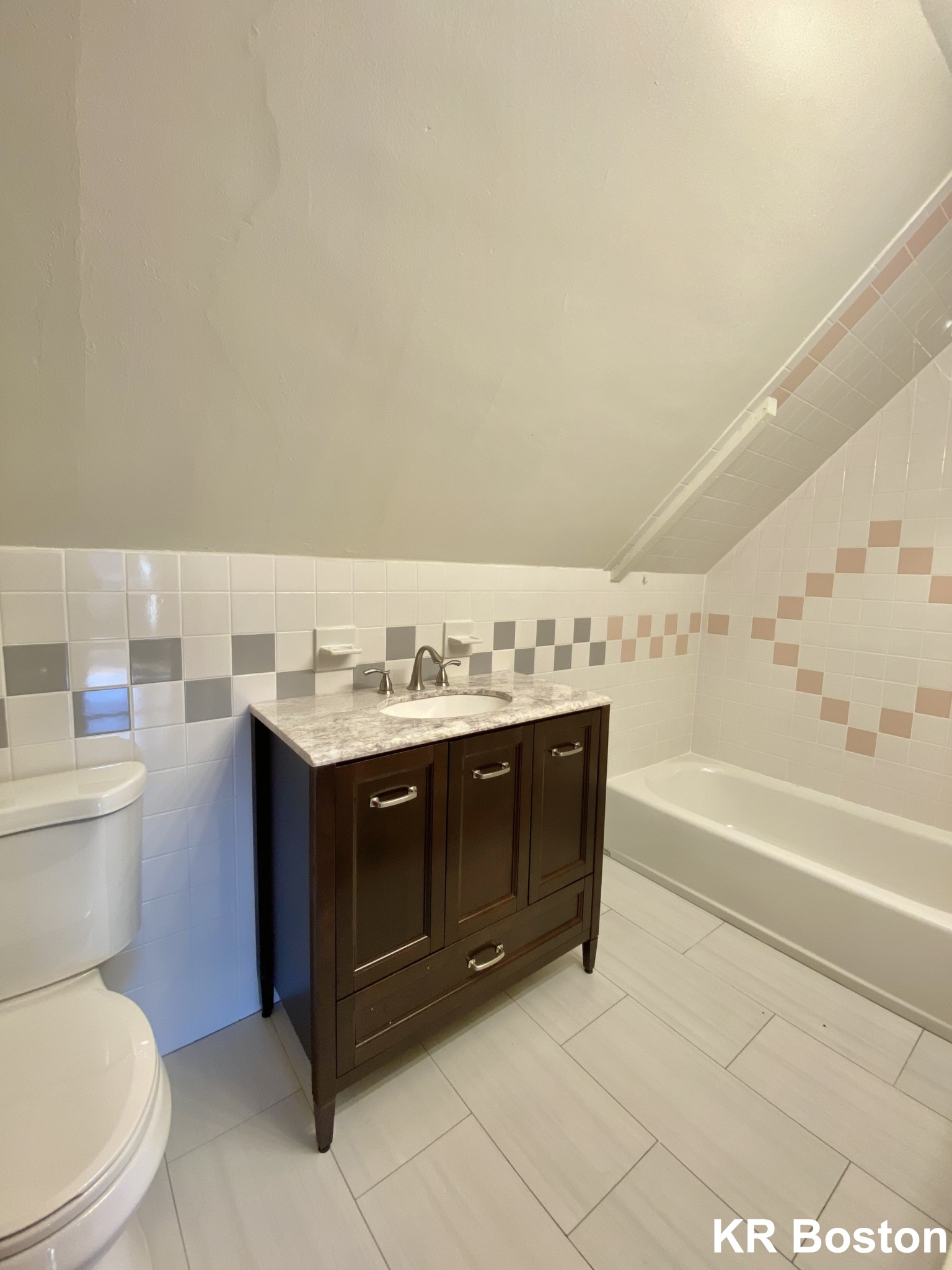 14 Gardner St, Allston