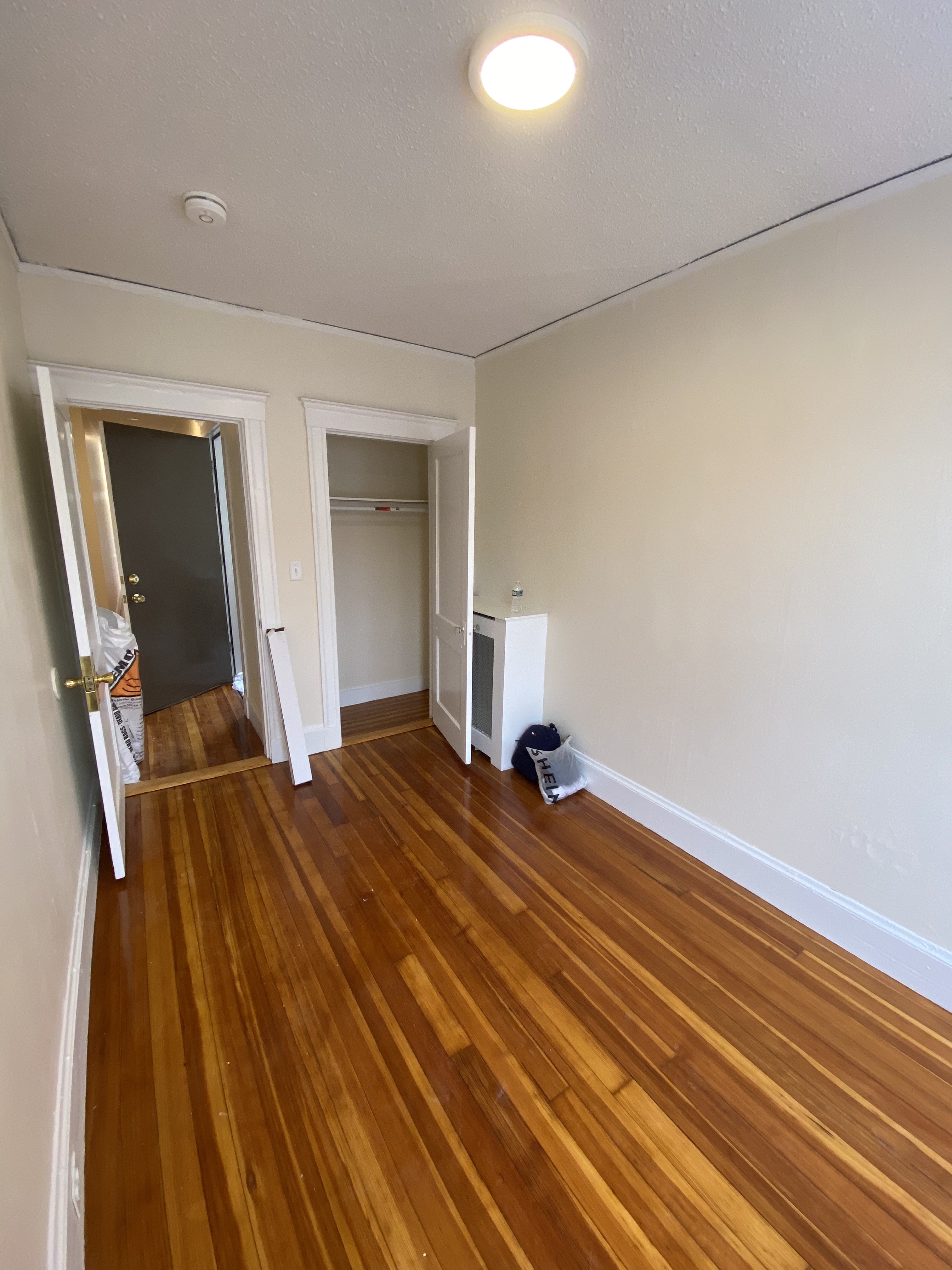 6 Barrows St, Allston