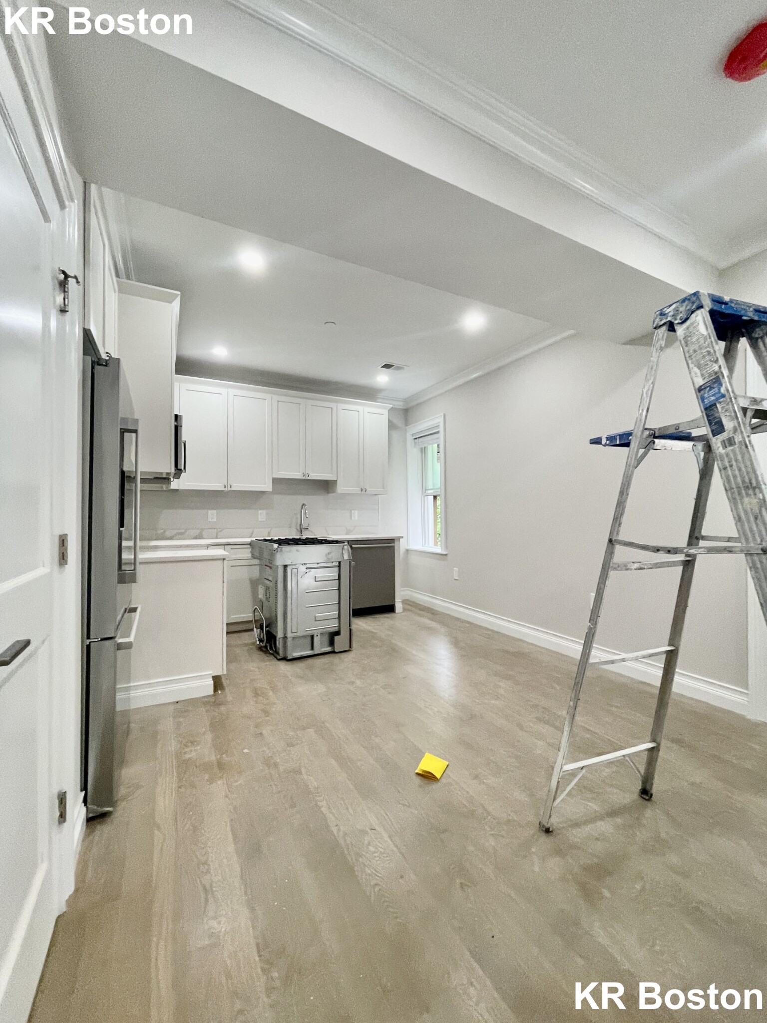 15 Mount Hood Rd, Brighton