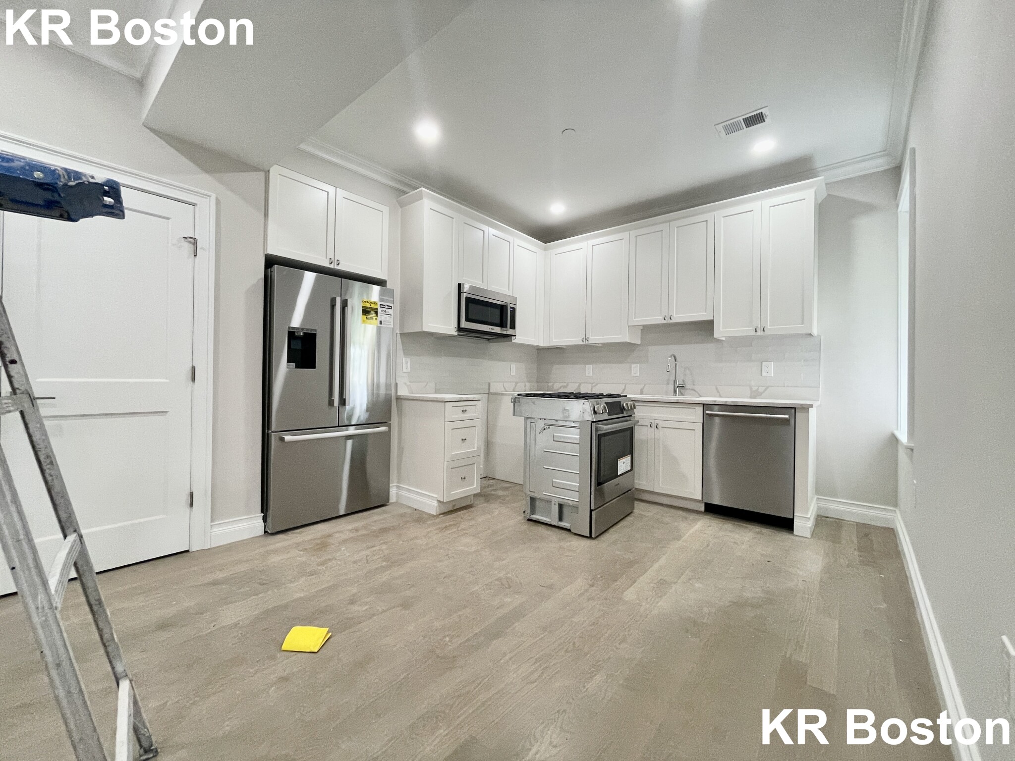 15 Mount Hood Rd, Brighton