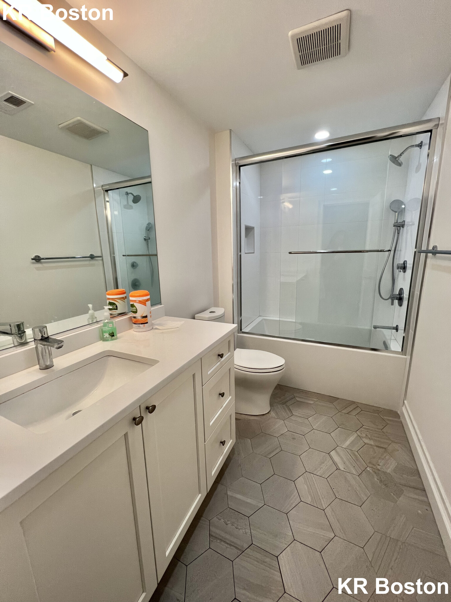 14 Mount Hood Rd,, Brighton