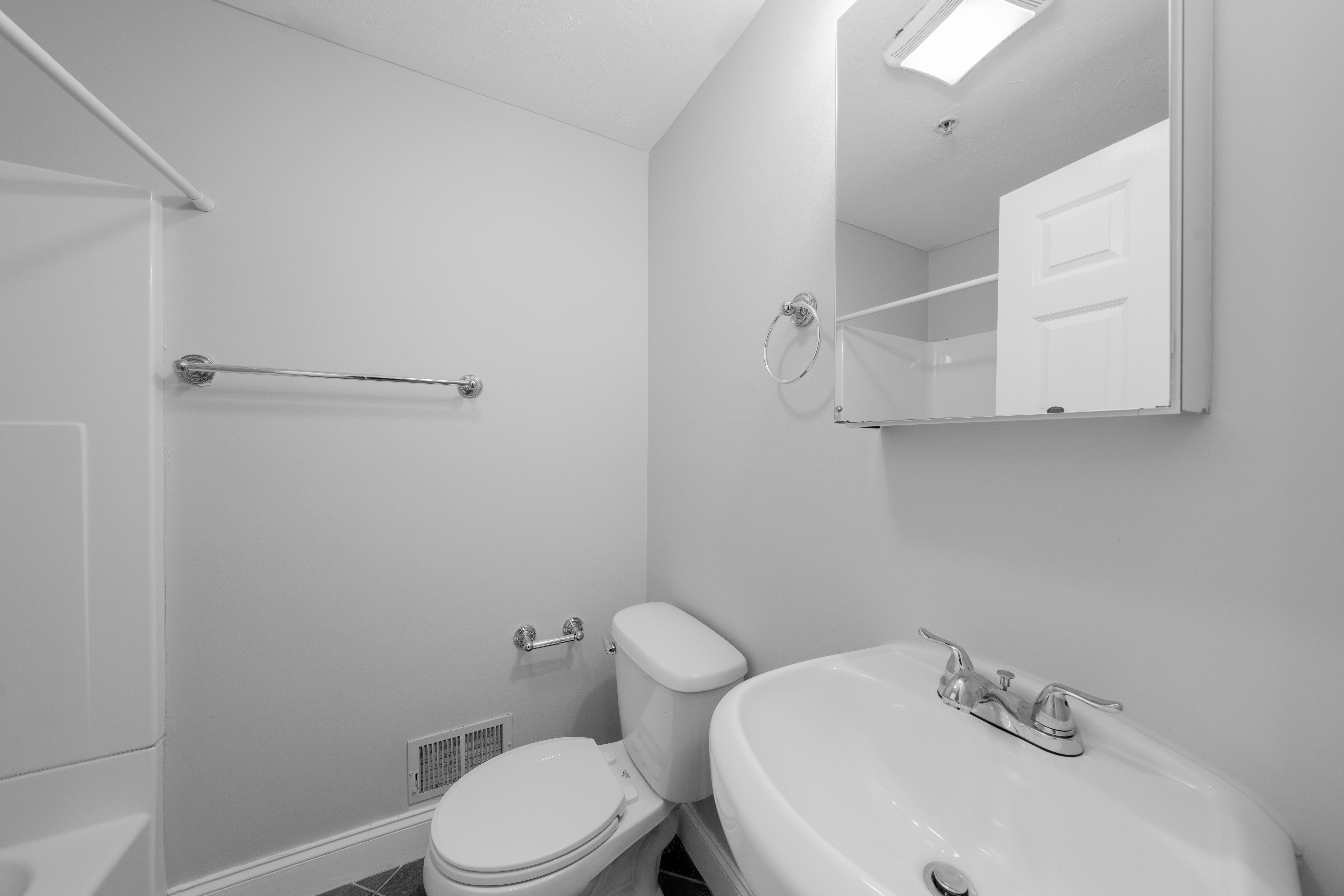 14 Notre Dame, Roxbury