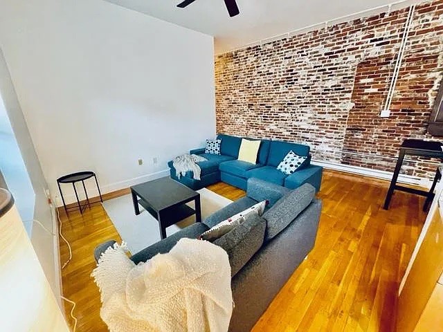 31 Parmenter St, North End