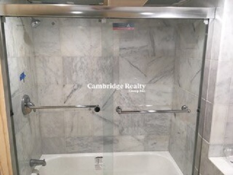 547 Broadway, Magoun Square