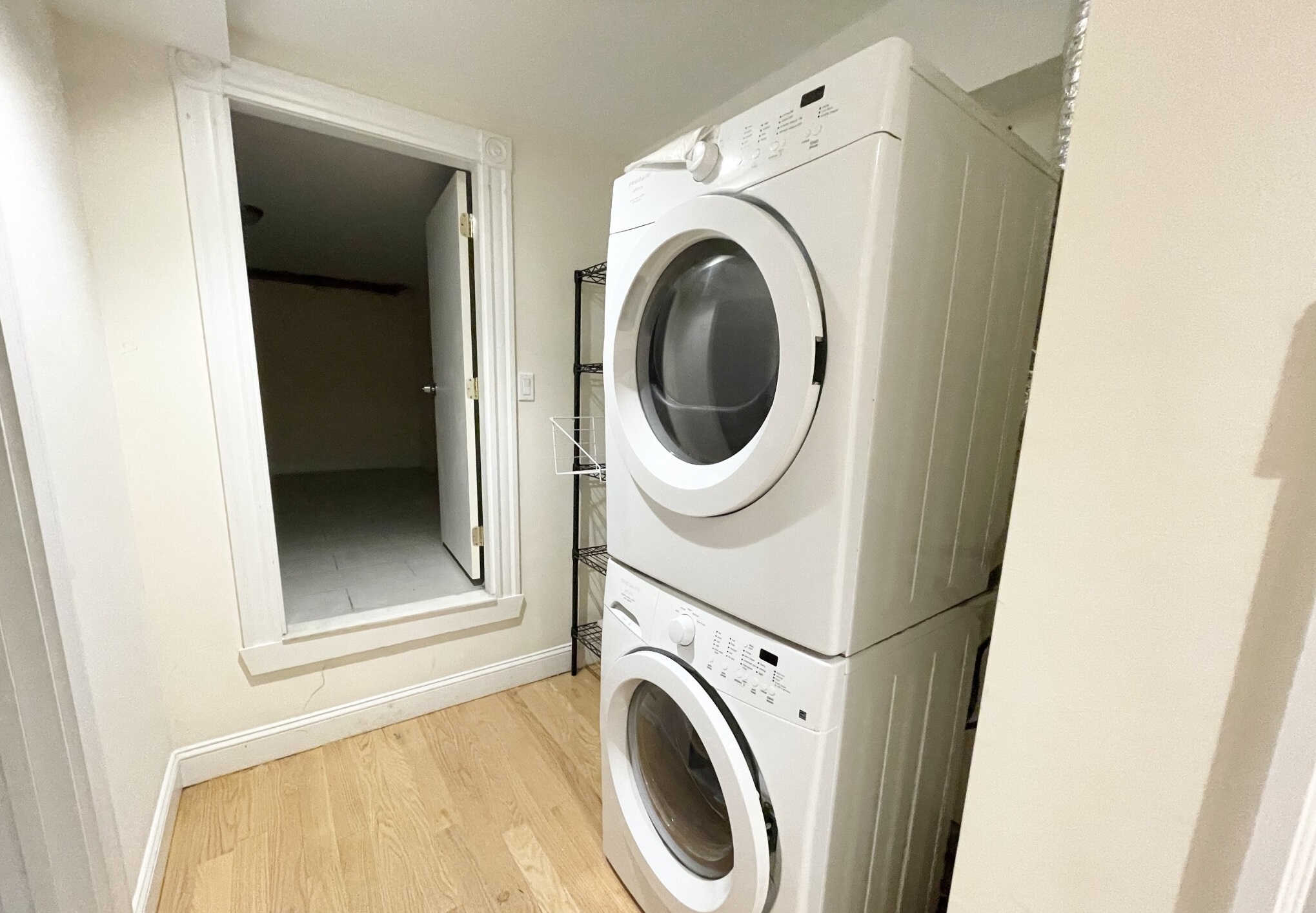 98 L St, South Boston