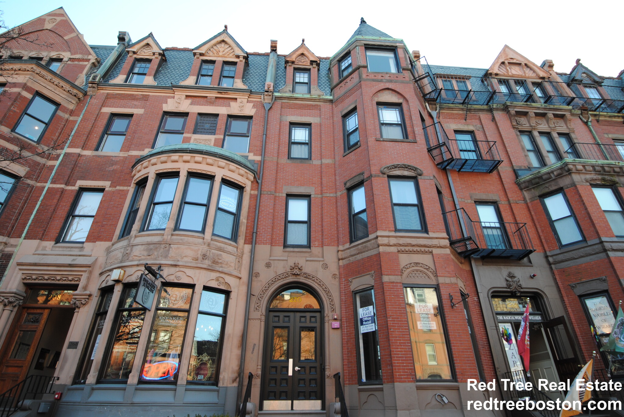 270 Newbury St, Back Bay