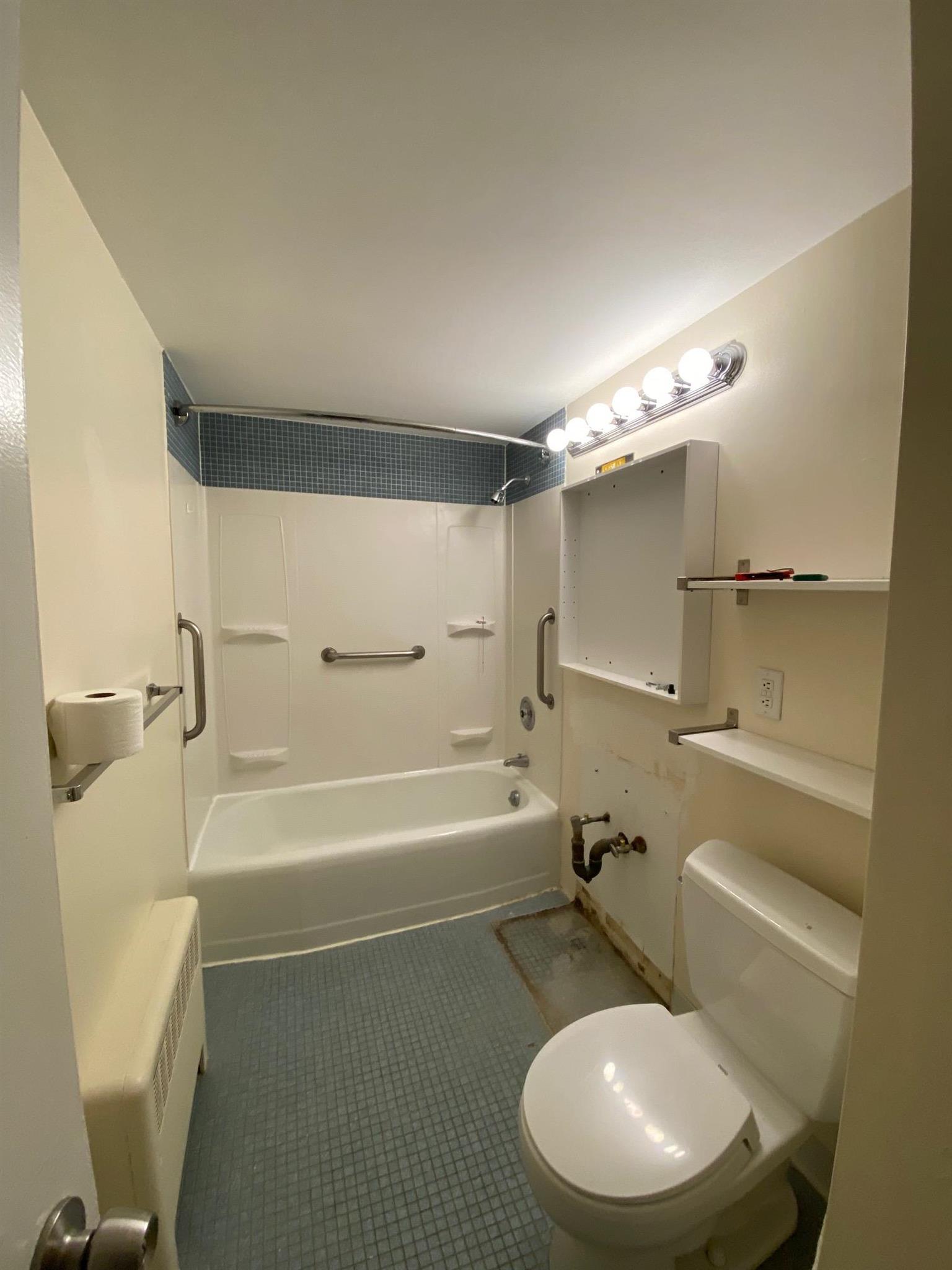 221 Mount Auburn St, Harvard Square