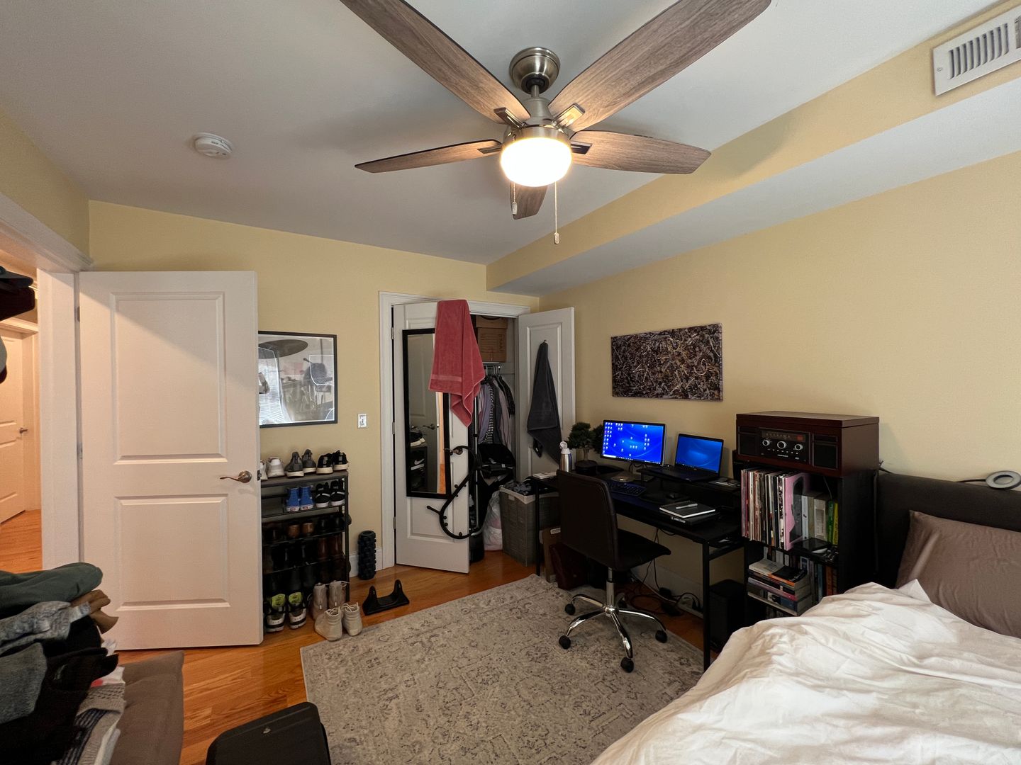 116 Holland St, Davis Square