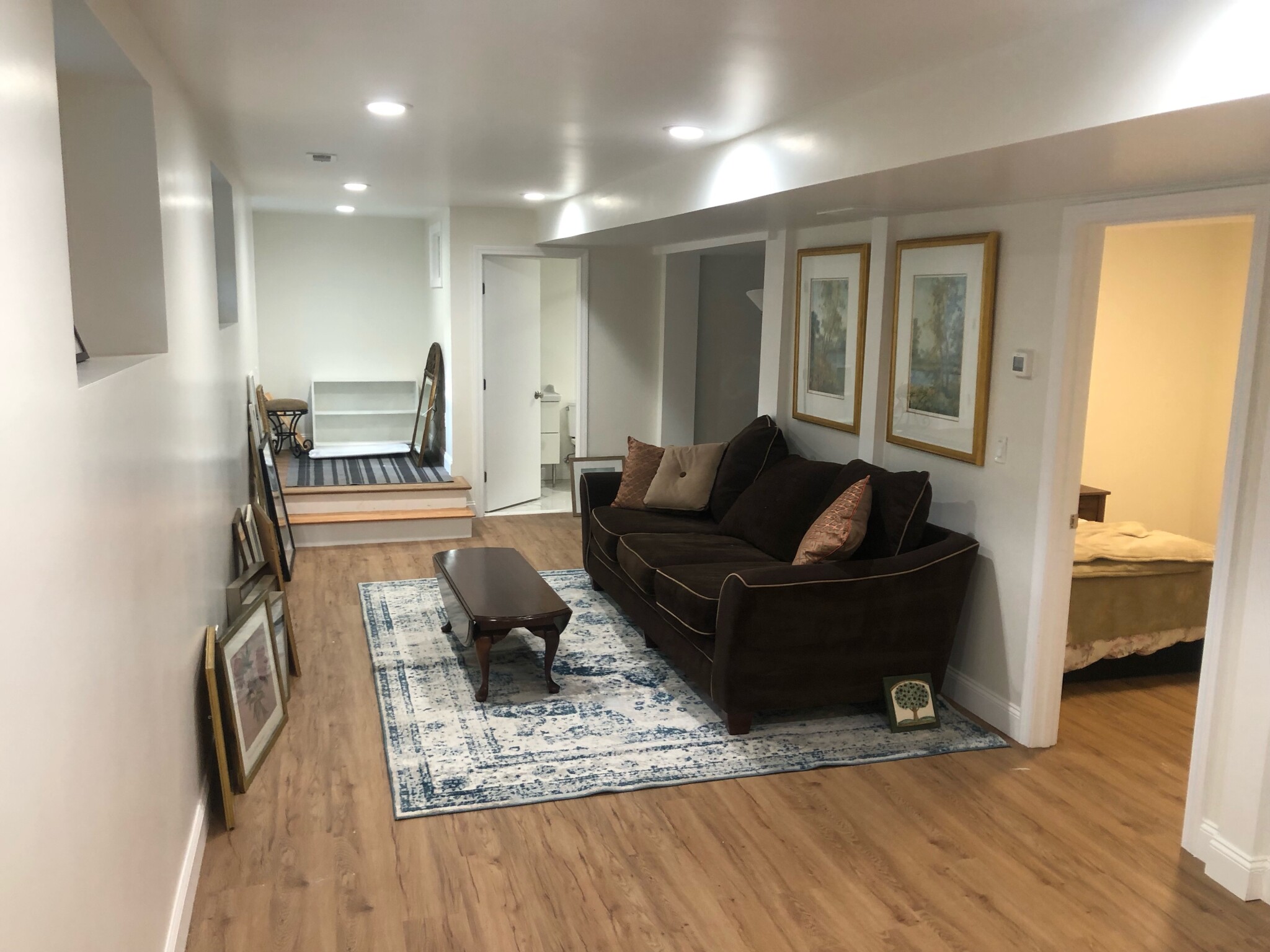 8 Goodman Rd, Central Square