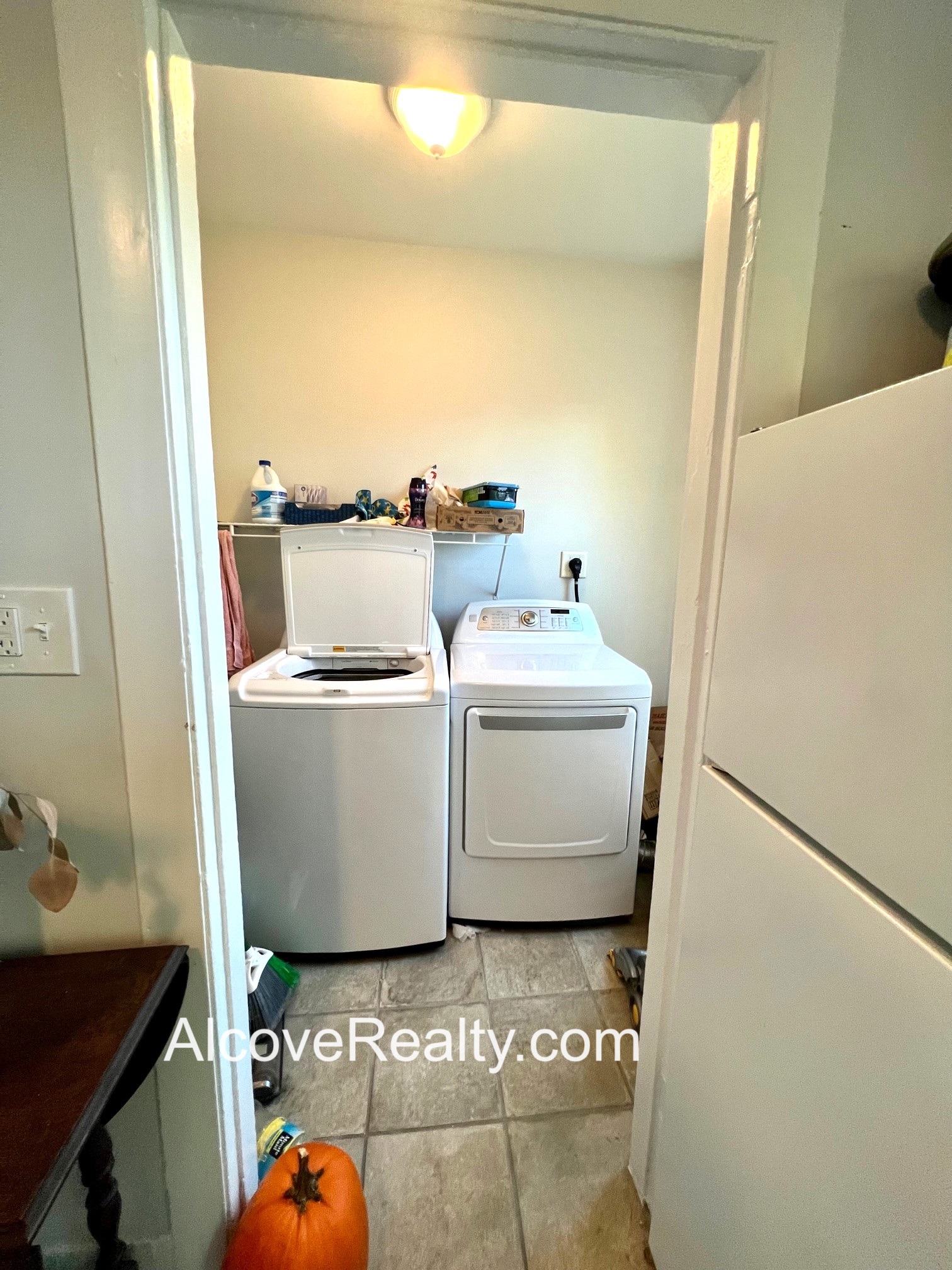 69 Davis Sq, Davis Square