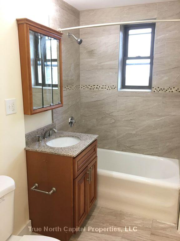 383 Broadway, Ten Hills