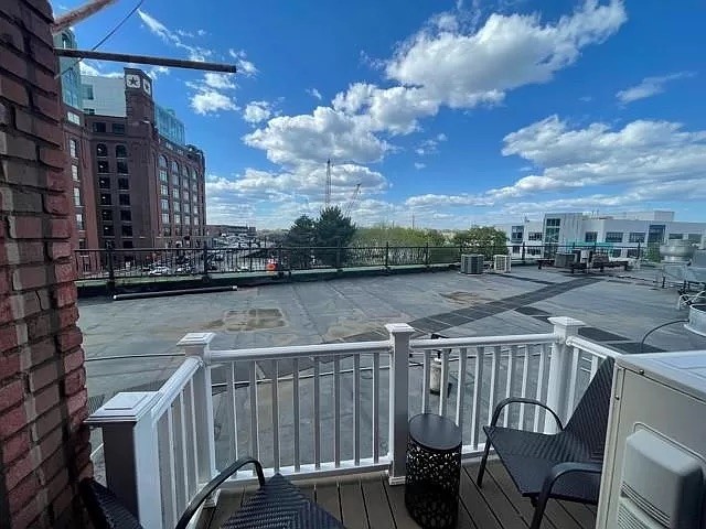 223 Endicott St, North End