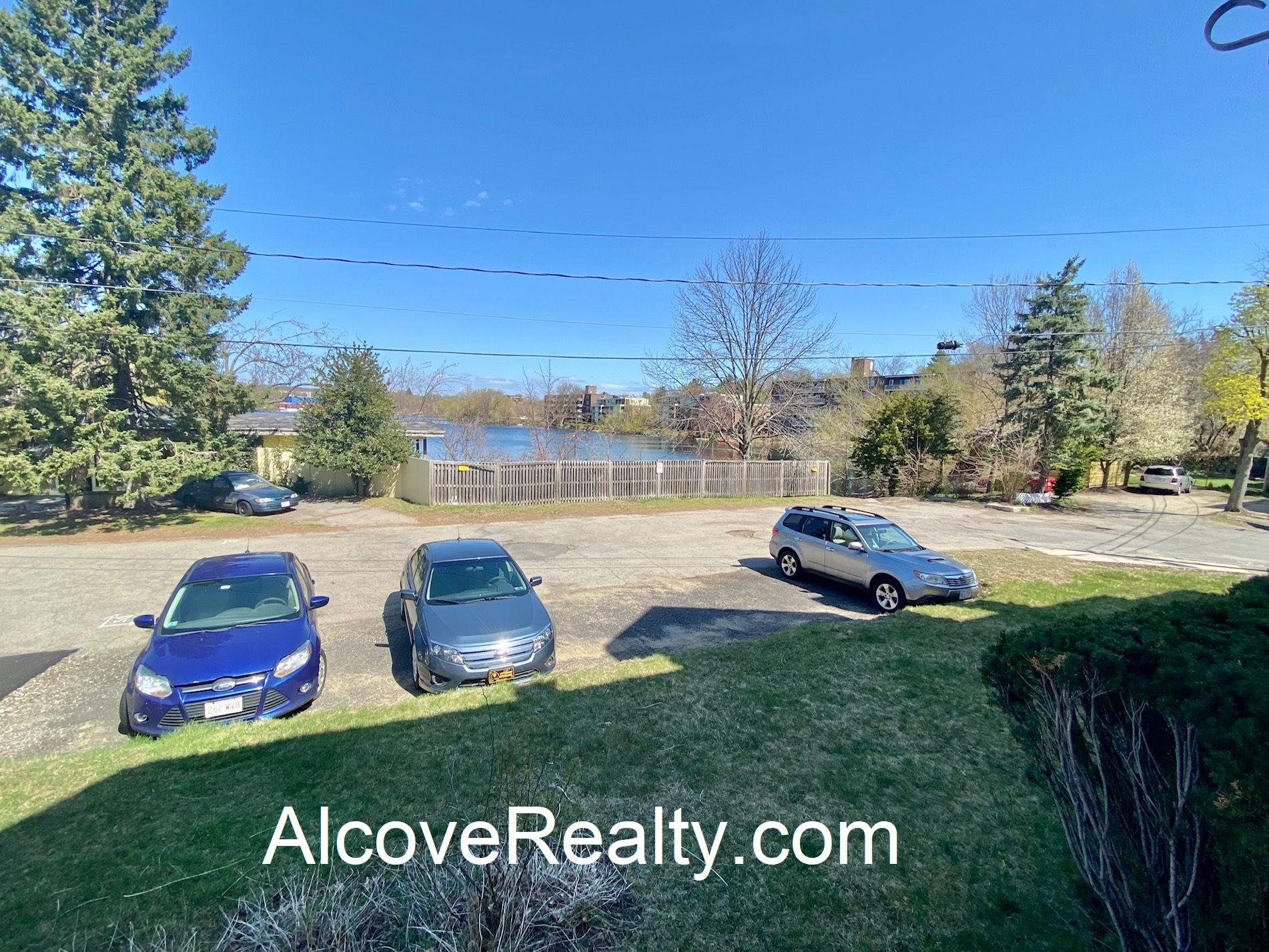 40 Alfred Rd, Arlington