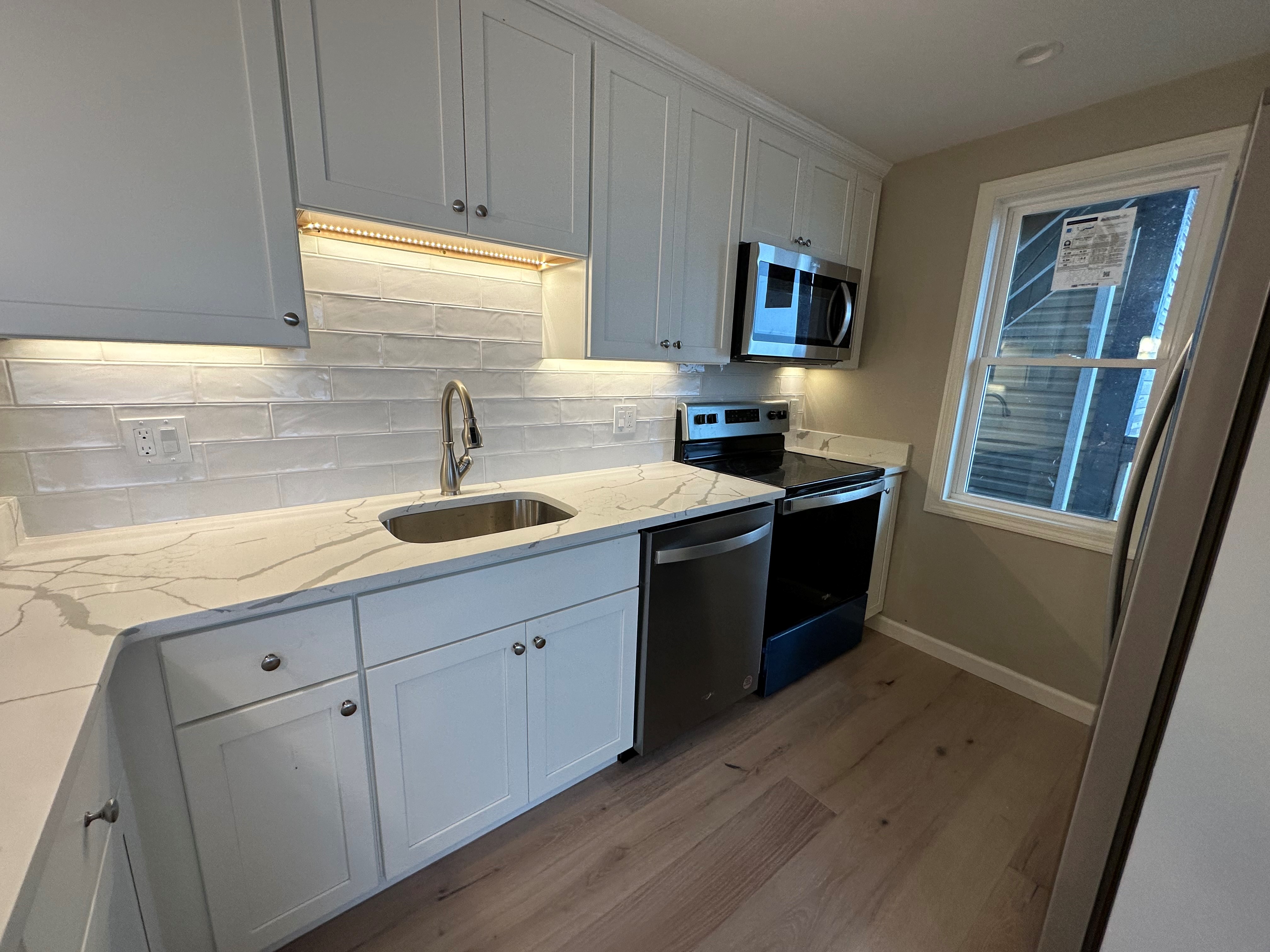 22 Faunbar Ave, Winthrop