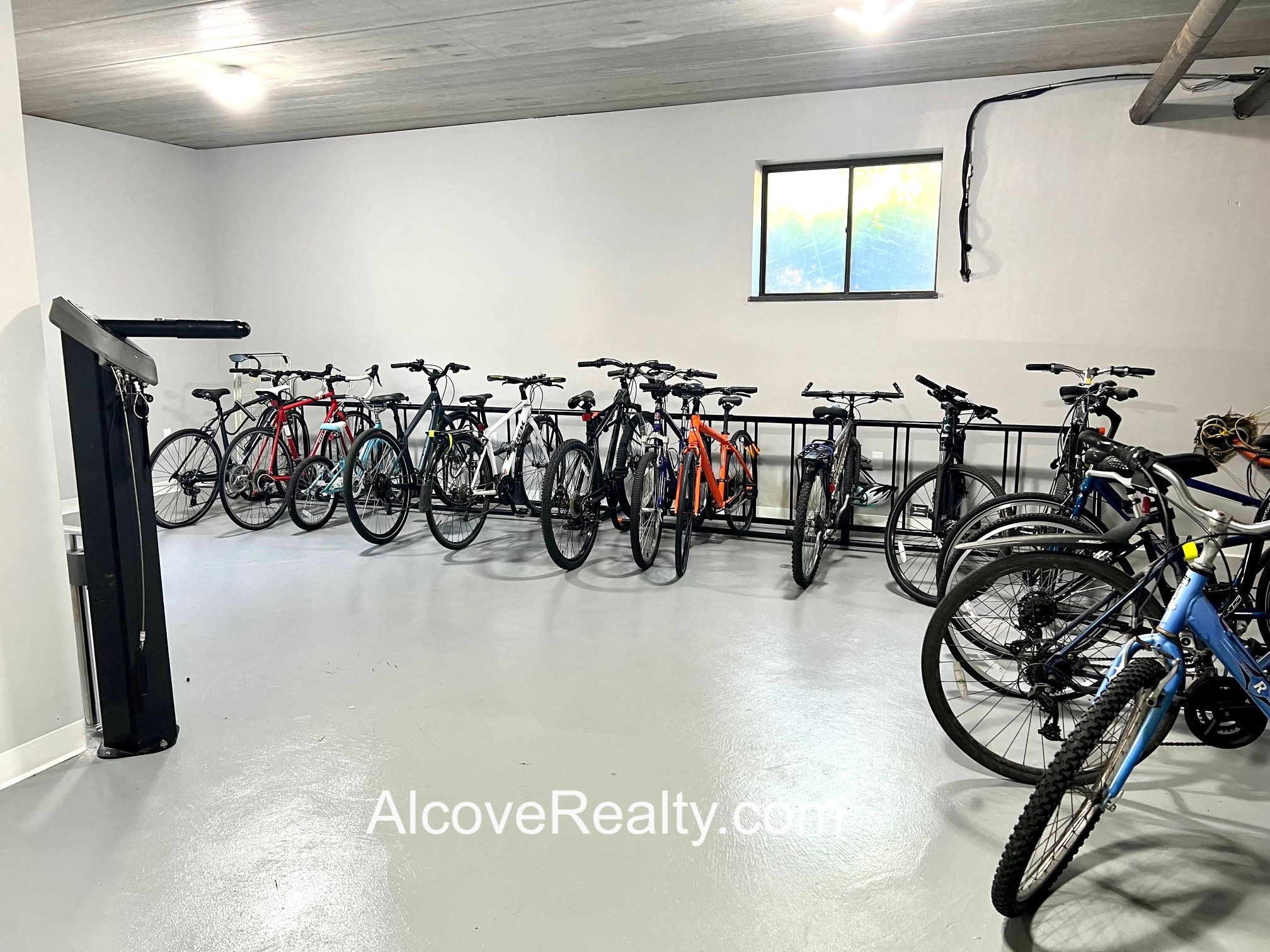 60 Pleasant St, Arlington