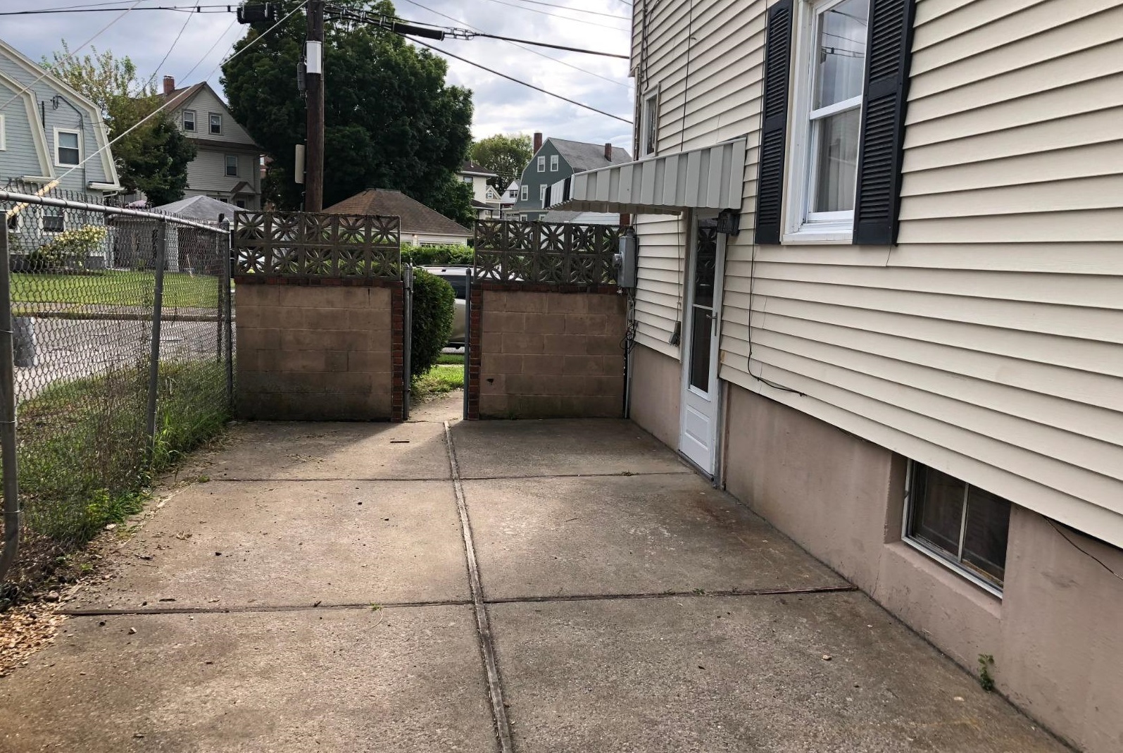 1 Tyler Ave, Medford