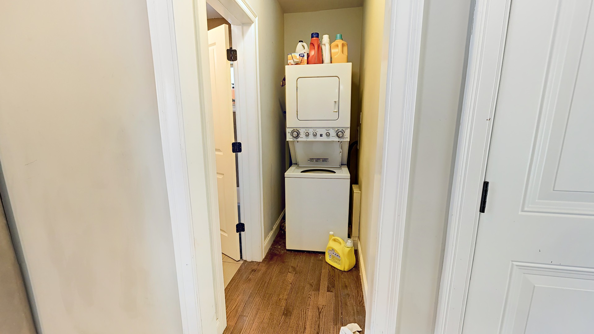 56 Neponset Ave, Roslindale