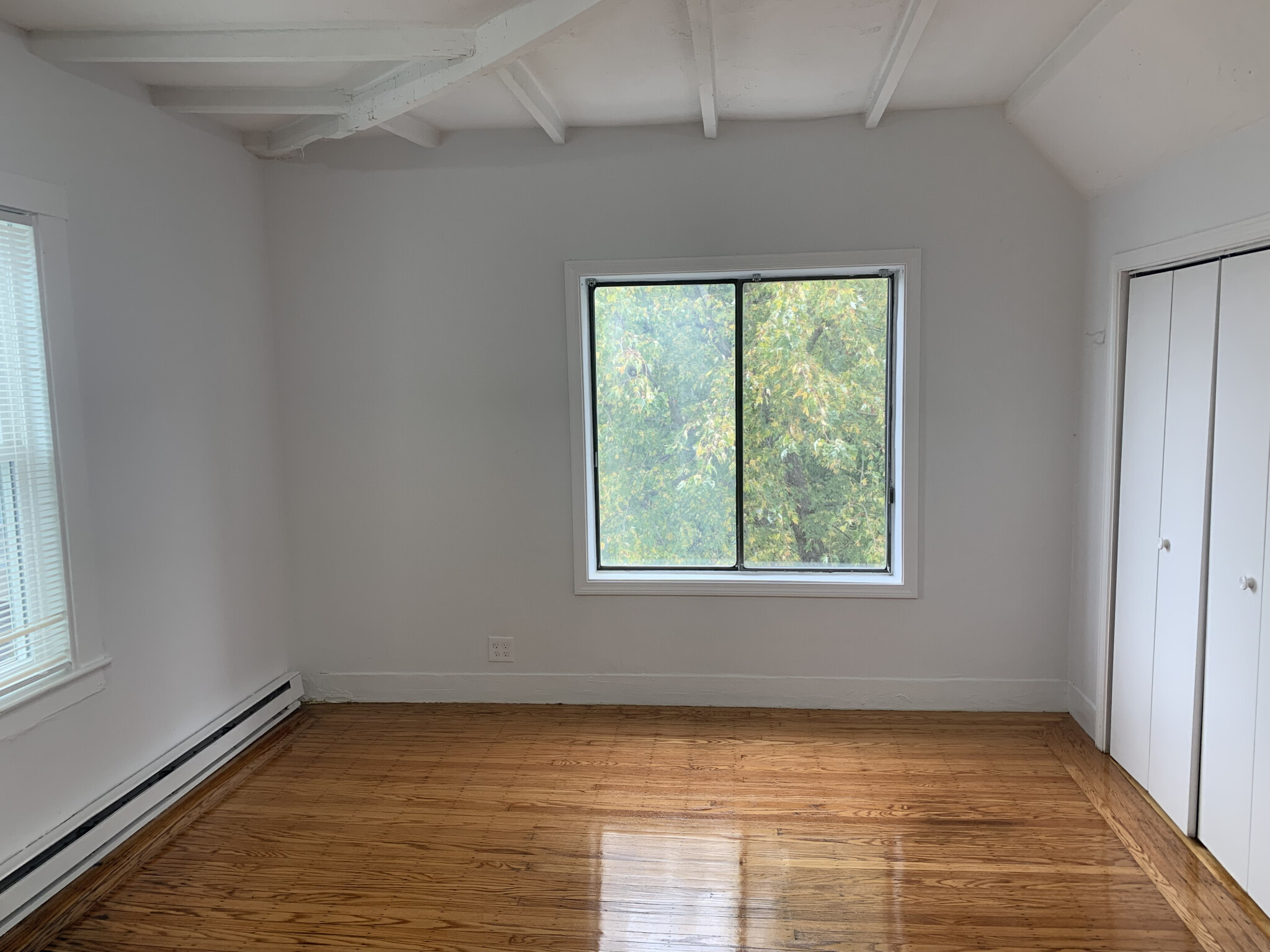 303 Summit Ave, Brighton