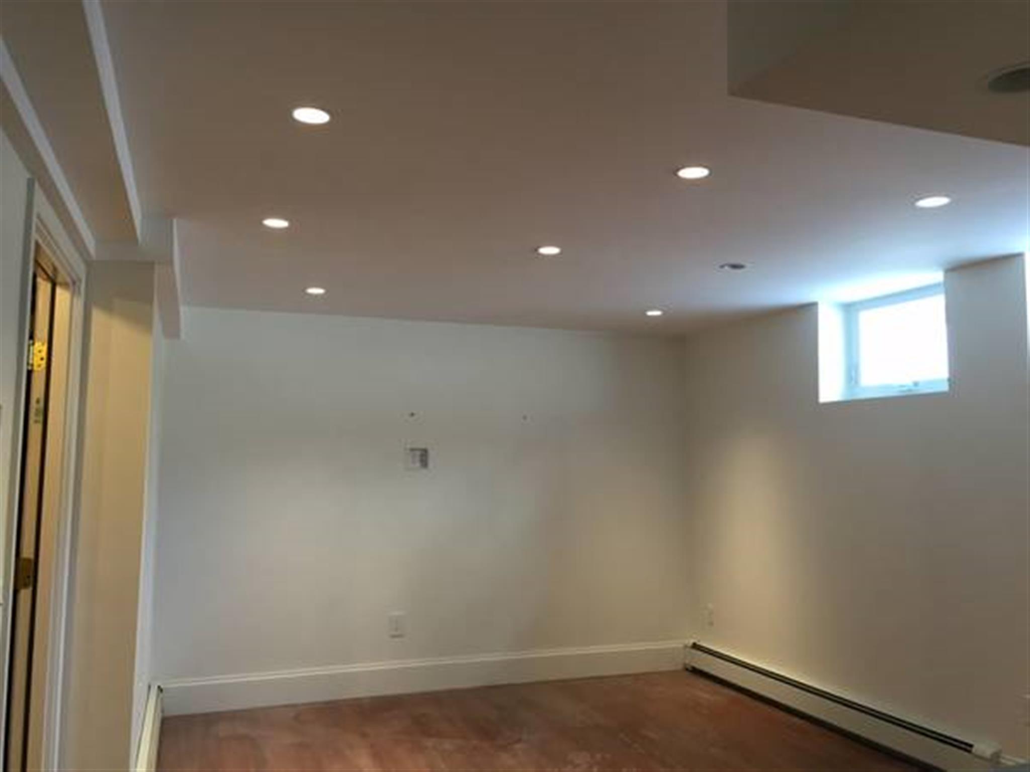 572 High St, Medford