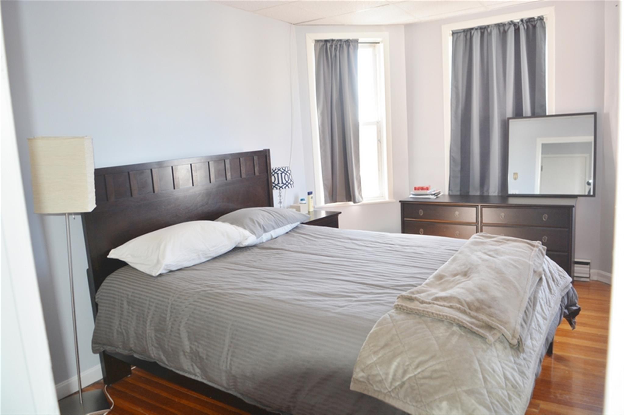 1139 Broadway, Teele Square