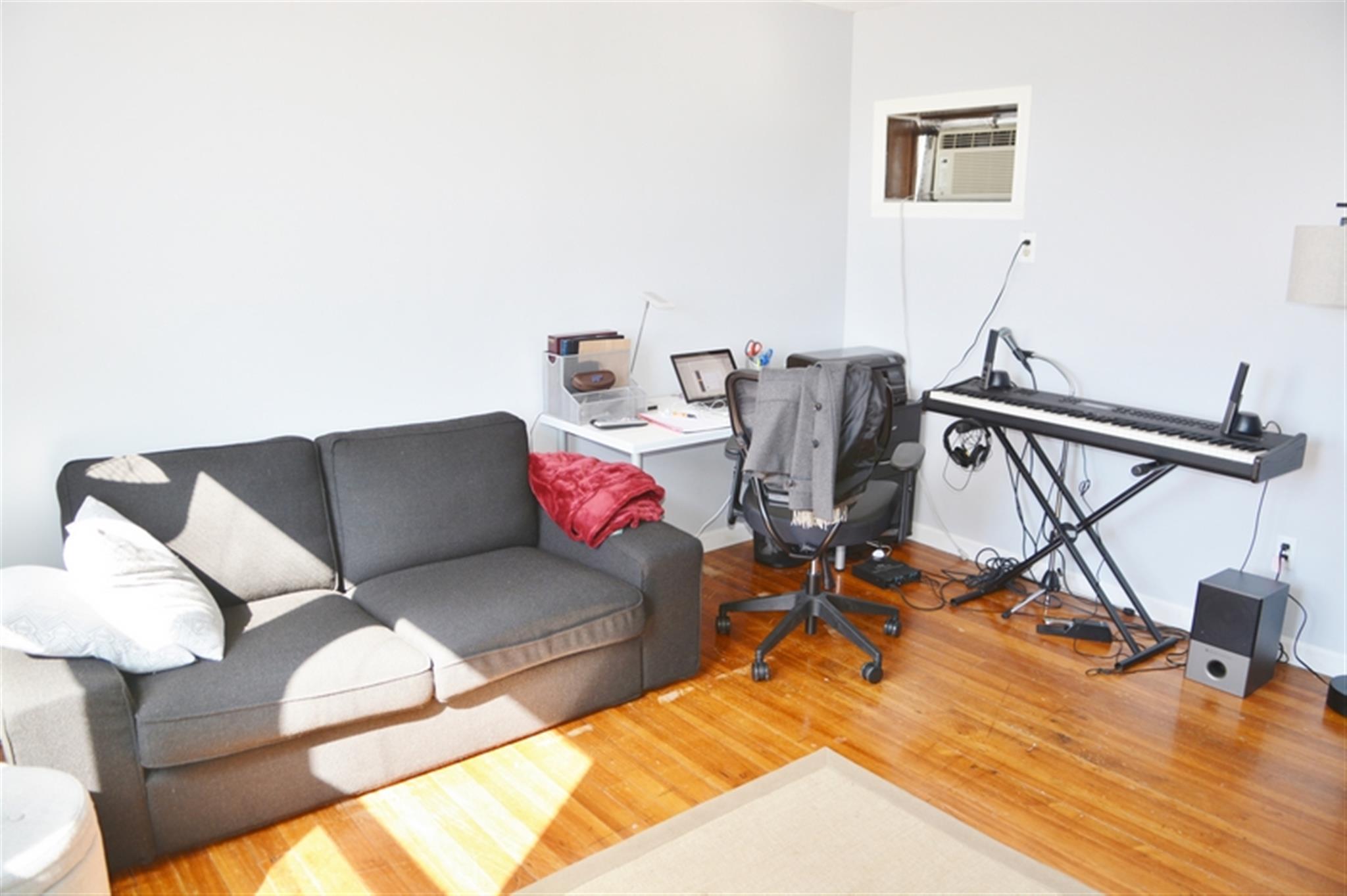 1139 Broadway, Teele Square