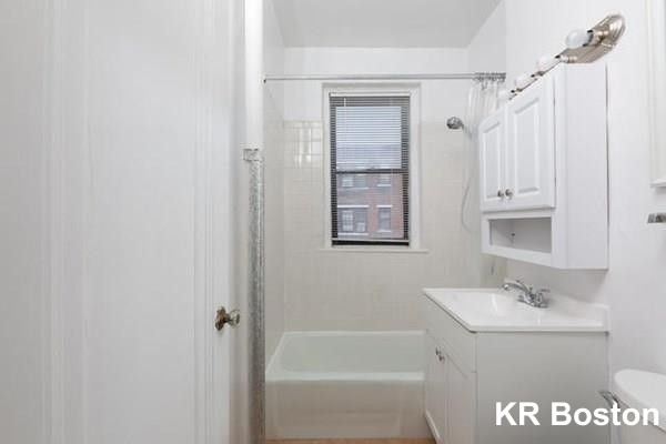 141 Englewood Ave, Brighton