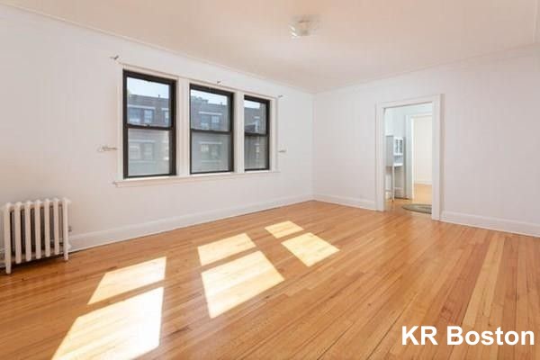 141 Englewood Ave, Brighton