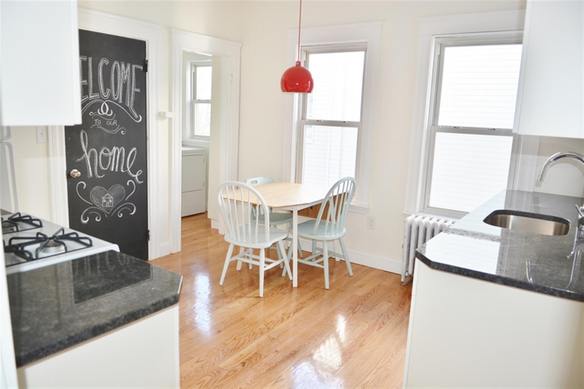 12 Willard Ave, Medford