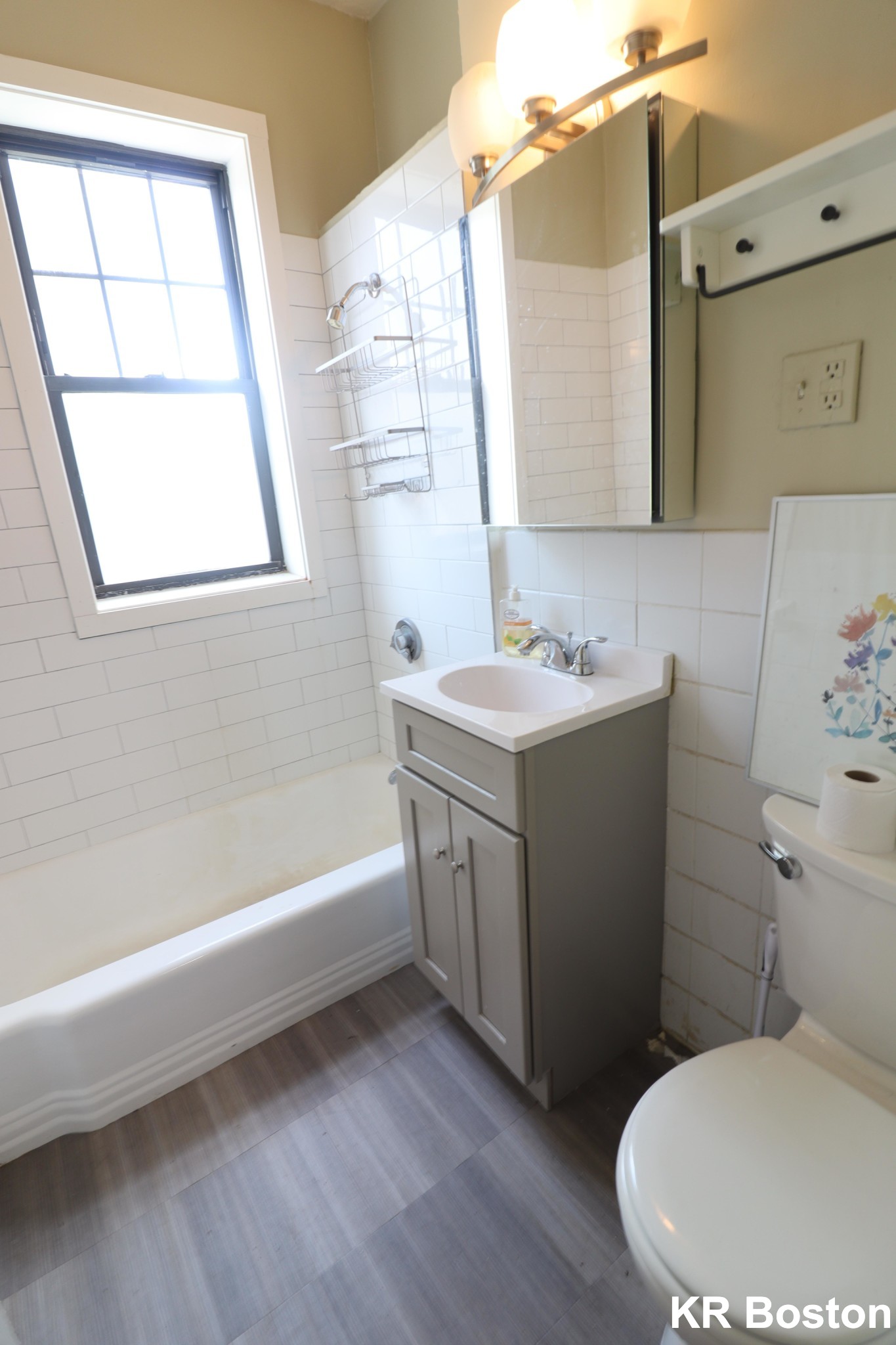 1412 Commonwealth Ave, Brighton