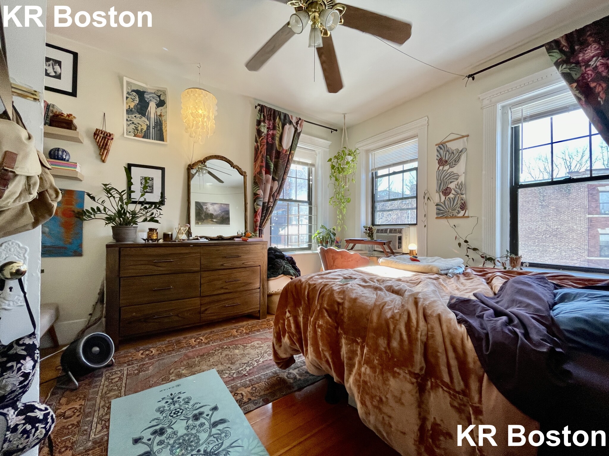 1412 Commonwealth Ave, Brighton