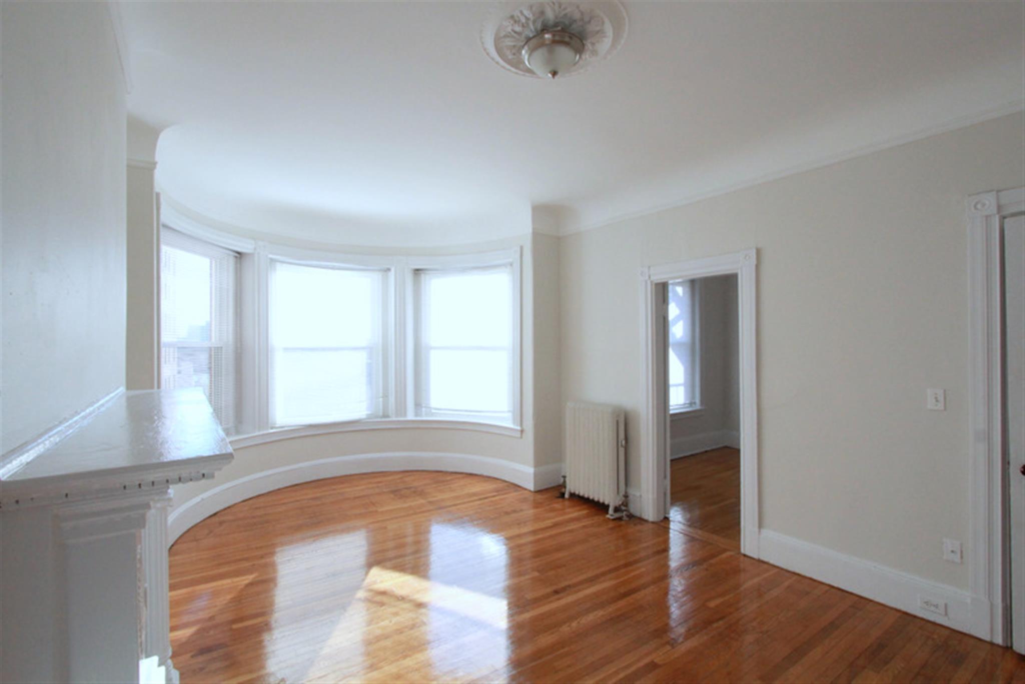 891 Massachusetts Ave, Central Square