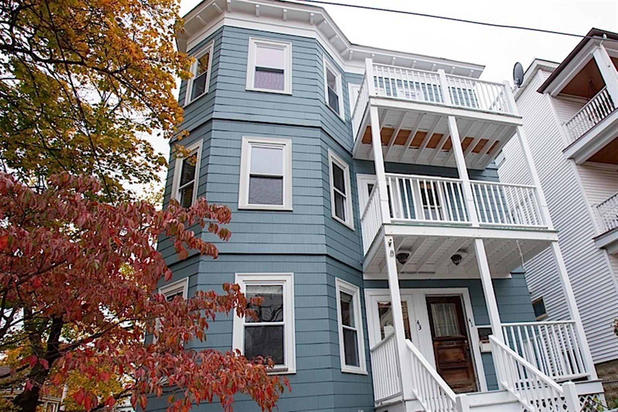 41 Belknap St, Teele Square