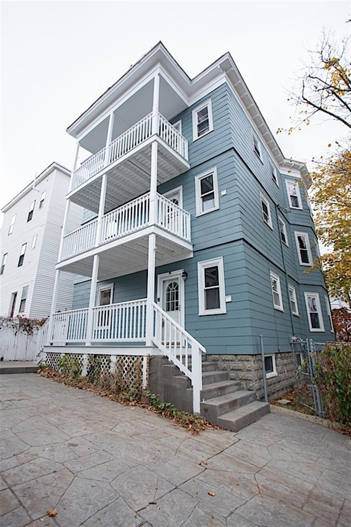 41 Belknap St, Teele Square