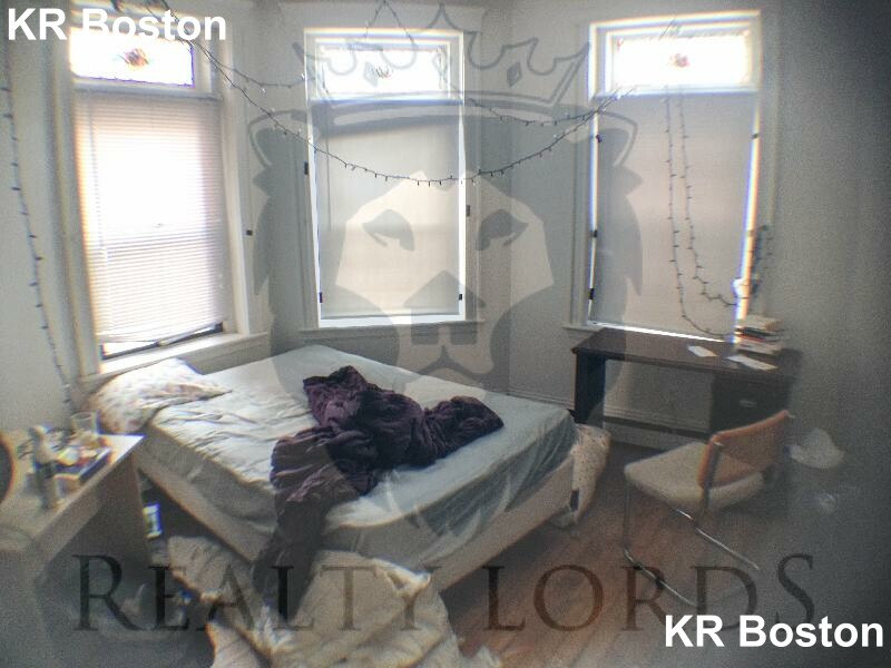 1412 Commonwealth Ave, Brighton