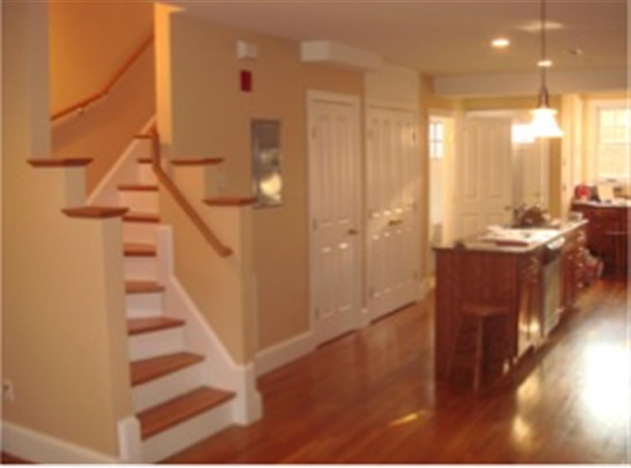 32 Elmer St, Harvard Square