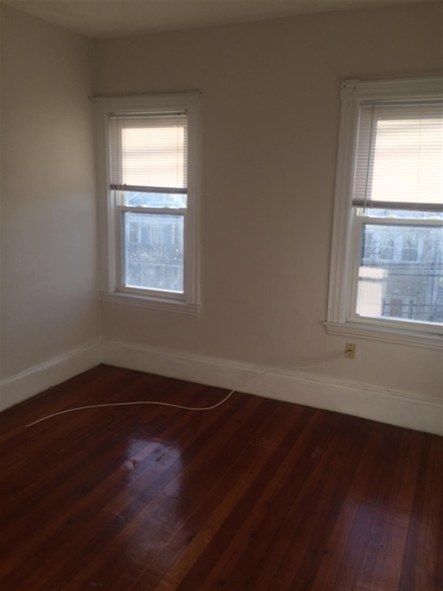 104 Conwell Ave, Teele Square