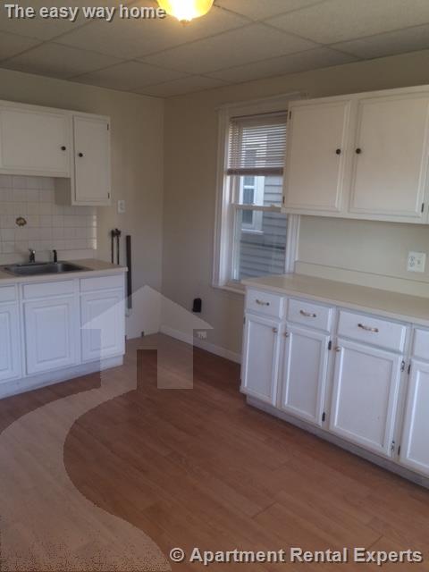 104 Conwell Ave, Teele Square