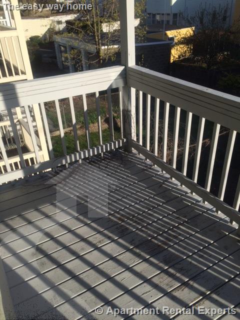 104 Conwell Ave, Teele Square