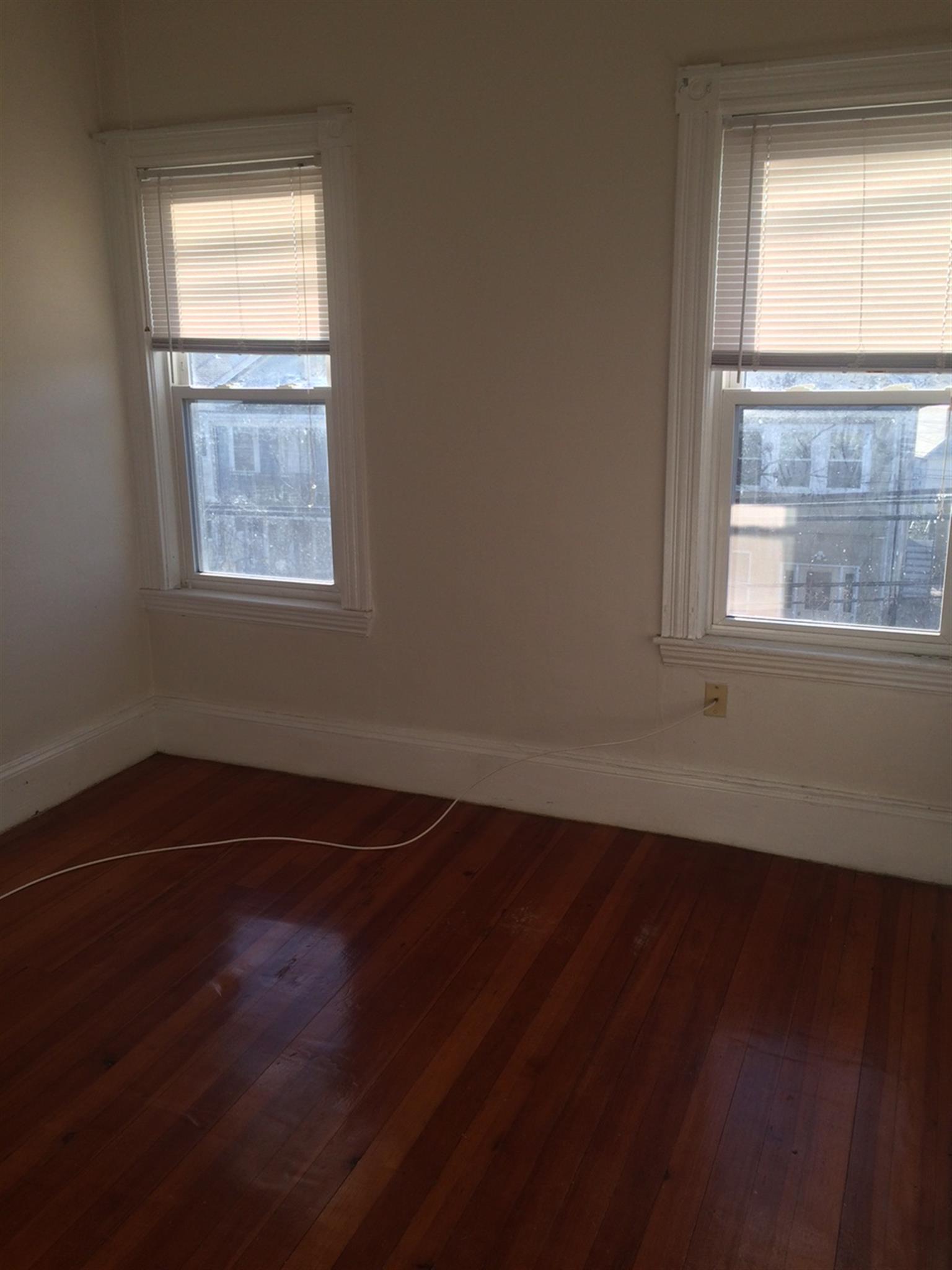 104 Conwell Ave, Teele Square