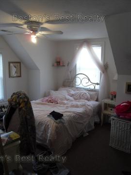 15 Ashford St, Allston