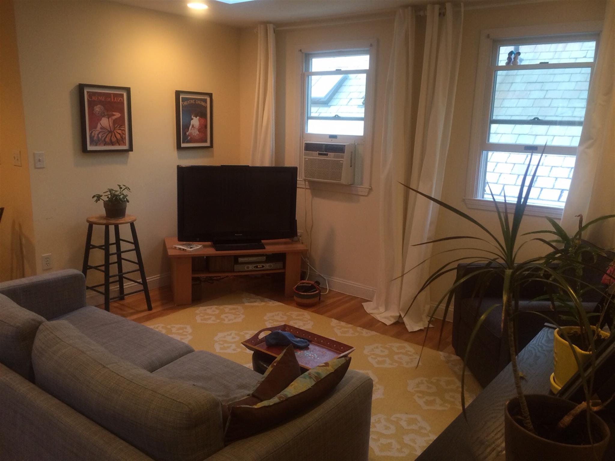 24 Burnham St, Davis Square