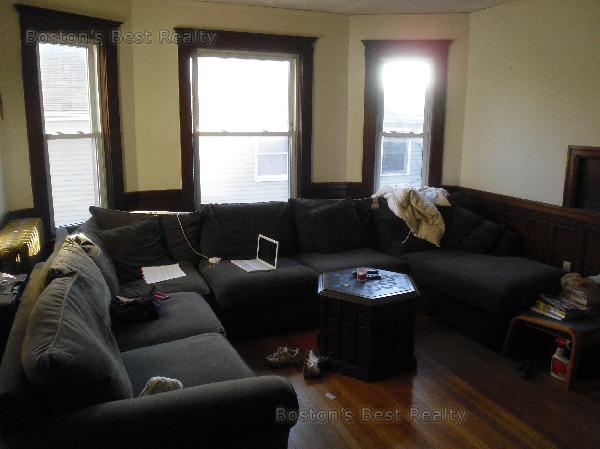 32 Chester St, Allston