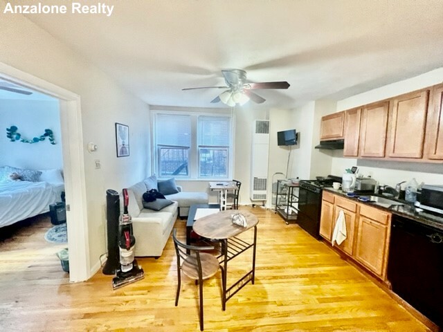 145 Endicott St, North End