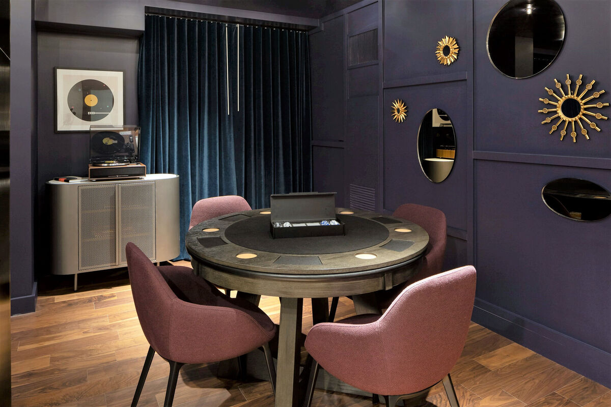 75 Saint Alphonsus St, Mission Hill